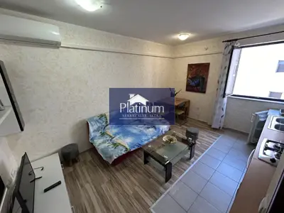 Stan 153 m², Pula - Šijana, 2 stana i terasa 50 m² - 19