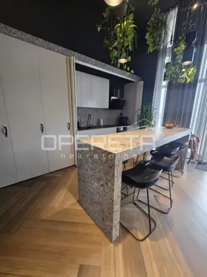 Poslovni prostor 114 m², Trstenik Split - reprezentativna lokacija - 17