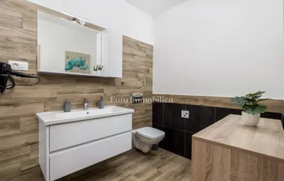 Labin - vila s bazenom i wellness objektom - 6