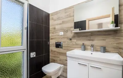 Labin - vila s bazenom i wellness objektom - 11