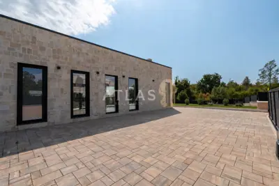 Poreč, okolica | vila s bazenom u slijepoj ulici - 2