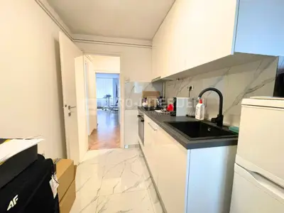 Stan 71 m², Donji grad - trosoban, lift i loggia - 15