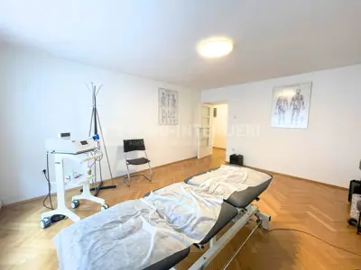 Stan 71 m², Donji grad - trosoban, lift i loggia - 10