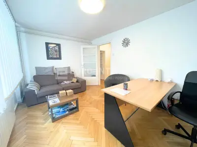 Stan 71 m², Donji grad - trosoban, lift i loggia - 2