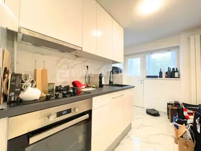 Stan 71 m², Donji grad - trosoban, lift i loggia - 13