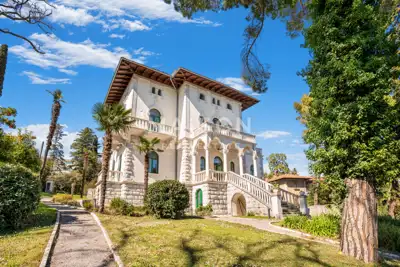Lovran - Historische Villa erste Reihe zum Meer - 2