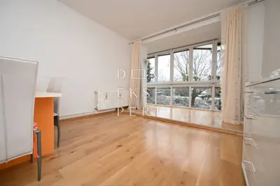 Šalata, Medveščak, Rockefellerova, 3-Zimmer-Wohnung, Blick ins Grüne - 2