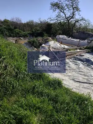 Istra, Batvači Baugrundstück mit Projekt für ein Haus mit Pool - 5