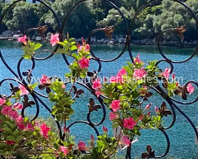 House 250 m², Lastovo - sea view and terrace 50 m²