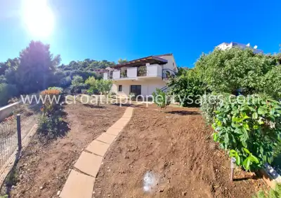 Haus, Lastovo, 250 m², 690 000 € - 3