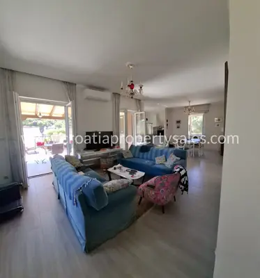 Haus, Lastovo, 250 m², 690 000 € - 9