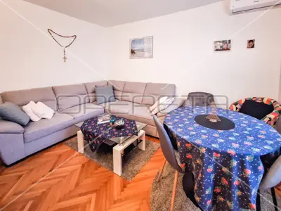 Kuća u nizu, Šibenik- Centar - 2