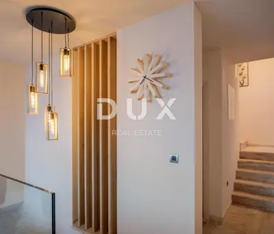 Villa 289 m², Podaca - 70 m vom Meer und Meerblick - 16