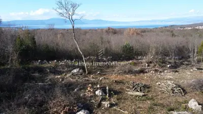 Land plot for sale in Malinska