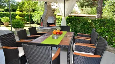 Haus 150 m², Malinska - Pool und großes Grundstück - 10
