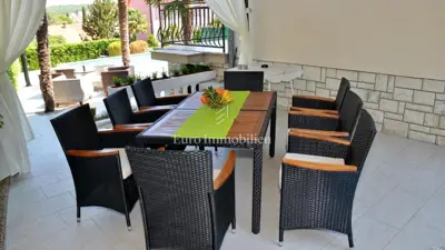 Haus 150 m², Malinska - Pool und großes Grundstück - 9