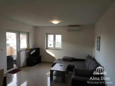 Wohnung, Peroj, 2 Schlafzimmer und Mansarde