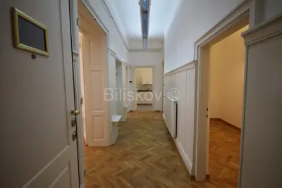Zu vermieten, Zagreb, Donji grad, Vierzimmerwohnung, Loggia - 2