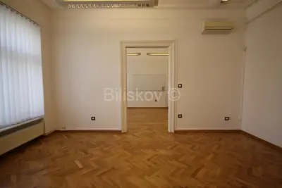 Zu vermieten, Zagreb, Donji grad, Vierzimmerwohnung, Loggia - 3