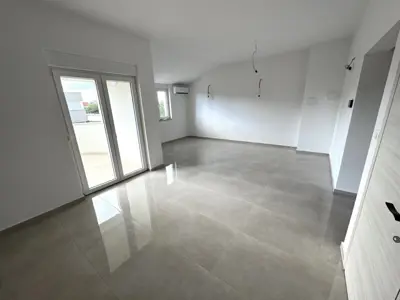 Stan 91 m², Ližnjan - mirna lokacija i terasa - 3