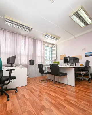 Gewerbeimmobilie zur Miete in Folnegovićevo naselje, 2000 m² - 9
