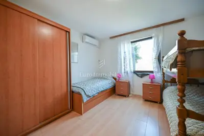 Novigrad - kuća s okućnicom, 200 m od mora - 15