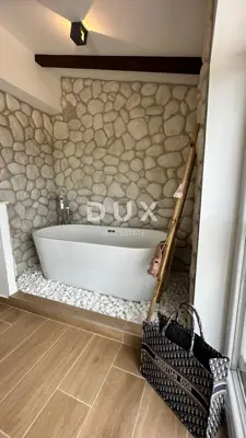 House for sale in Poljane, 328 m² - 22