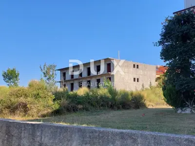 Haus 724 m², Rtina - erste Reihe zum Meer und Zugang zum Strand - 8