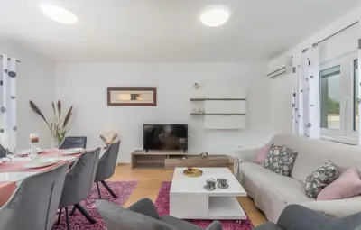 Excellent house with pool, Poreč, Istra - 11