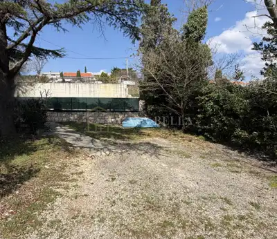 Građevinsko zemljište 800 m², Novi Vinodolski - 50 m od mora