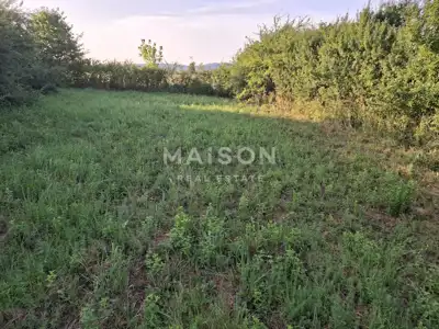 Building plot 3.983 m², Gornji Stupnik by the main road