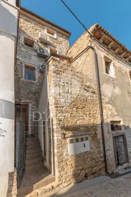 Kuća 336 m², Buje - centar i mirna lokacija - 4