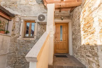 Kuća 336 m², Buje - centar i mirna lokacija - 5