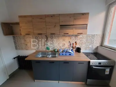 Centar, uređen četverosoban stan, odlična investicija - 5