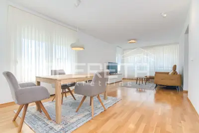 NAJAM, GORNJI BUKOVAC, 4s stan s 2 parkinga, 110 m² nkp