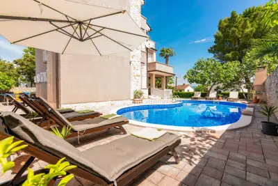 House for sale in Malinska, 330 m² - 5