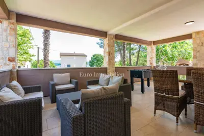 House for sale in Malinska, 330 m² - 10