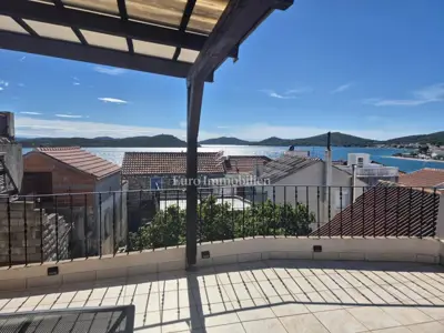 Kamena kuća u Betini, centar, pogled na more i terasa - 2