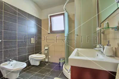 House for sale in Štokovci, 249 m² - 12