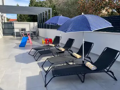 House with pool, Busoler near Pula, 3 km from the sea - 12