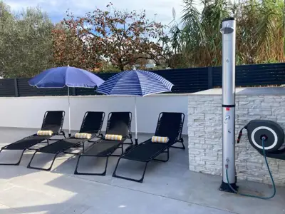 House with pool, Busoler near Pula, 3 km from the sea - 11