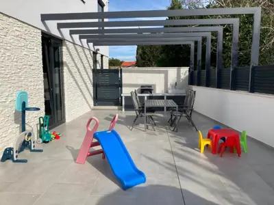 House with pool, Busoler near Pula, 3 km from the sea - 10