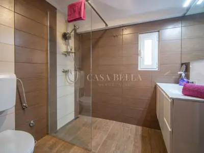 Haus 89 m², Lič bei Fužine, Sauna und Jacuzzi - 11