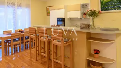 Bjelolasica, resorts s 3 kuće za odmor, investicija - 15