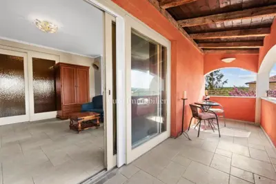 Prekrasna samostojeća vila s bazenom - 15