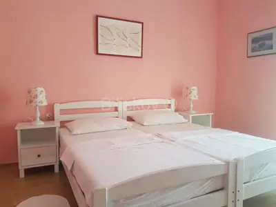 Hotel 378 m², Karlobag, 1. Reihe zum Meer und Meerblick - 5