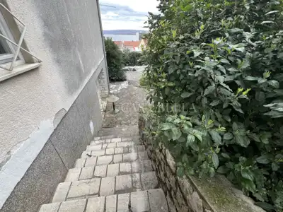 Selce, detached house 300 m², yard, garage, near the sea - 12