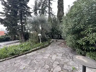 Selce, detached house 300 m², yard, garage, near the sea - 9