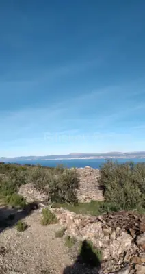 Agricultural land 42 430 m², Splitska na Braču, sea view