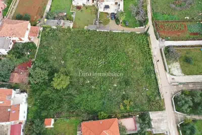 Baugrundstück 2.576 m², Preko - 45 m vom Meer - 2